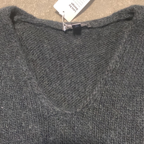 Eileen Fisher wool and organic cotton V neck sweater size Large NWT - Picture 3 of 5